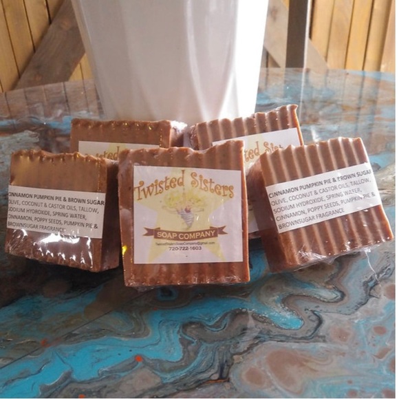 TWISTED SISTERS SOAP COMPANY - FALL SCENTS 🎃🍂🍁 - Picture 2 of 7